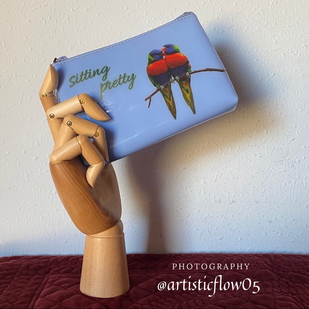 NEW! Sitting Pretty By Catseye London Cosmetic Bag